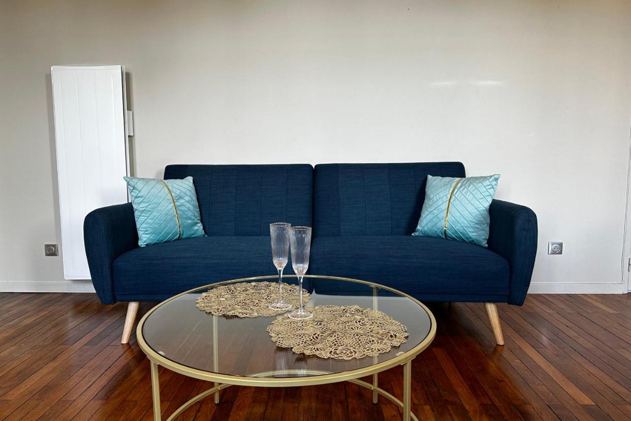 Le Magistral Beautiful One-Bedroom Apartment In The Historic Heart Of Tours Bagian luar foto