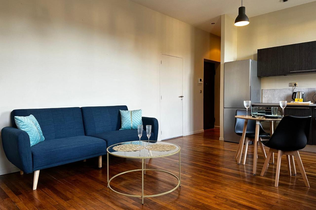 Le Magistral Beautiful One-Bedroom Apartment In The Historic Heart Of Tours Bagian luar foto